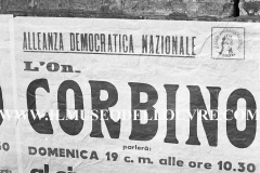 A6-784-Roma-maggio-1953Manifesti-in-lotta-ovvero-aspetti-della-propaganda-elettorale-per-le-politiche-del-7-giugno-1953