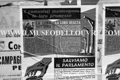 A7-847-Roma-maggio-1953Manifesti-in-lotta-ovvero-aspetti-della-propaganda-elettorale-per-le-politiche-del-7-giugno-1953